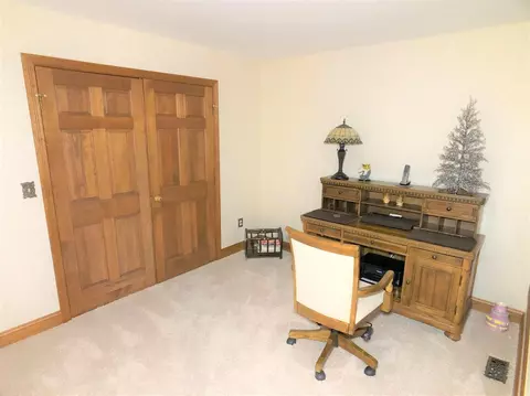 8481 E 93rd Ave, Crown Point, IN 46307 photo 11