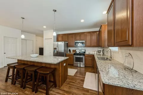 9276 Briar Ln, Saint John, IN 46373 photo 5