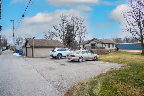 402 Lincoln St, Porter, IN 46304 photo 6