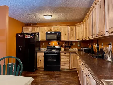 3762 N State Road 23, Grovertown, IN 46531 photo 5