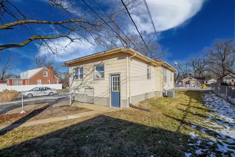 320 N Jay St, Griffith, IN 46319 photo 3