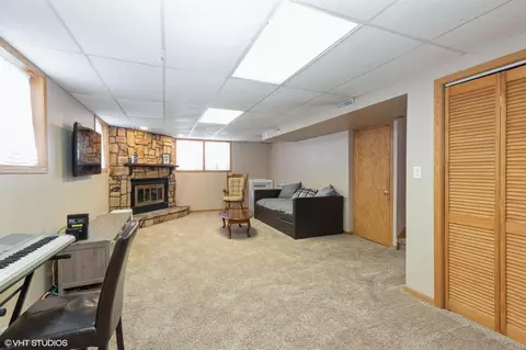 9554 Cypress Ave, Munster, IN 46321 photo 13