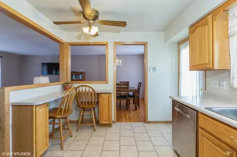 9554 Cypress Ave, Munster, IN 46321 photo 7