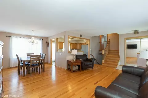 9554 Cypress Ave, Munster, IN 46321 photo 3