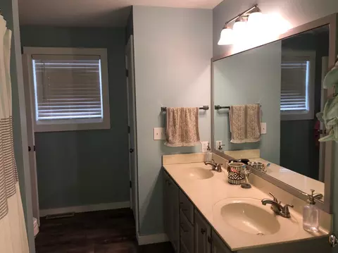 902 E 18th St, La Porte, IN 46350 photo 14