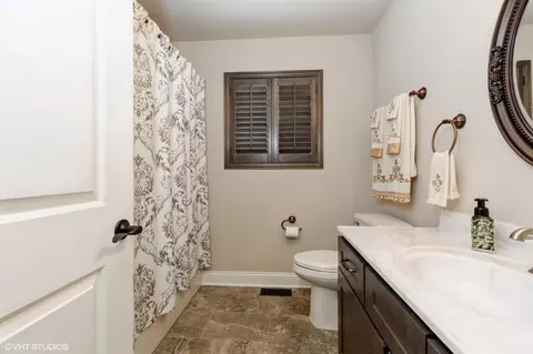 1024 Oak Grove Ct, Crown Point, IN 46307 photo 14