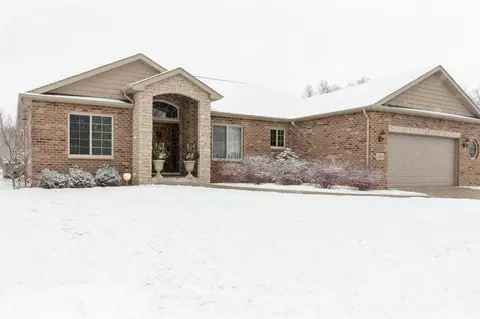 1024 Oak Grove Ct, Crown Point, IN 46307 photo 1