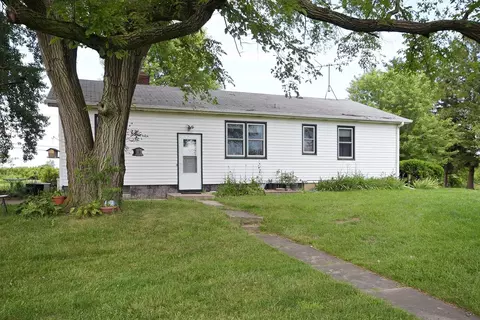 2411 E 109th Ave, Crown Point, IN 46307 photo 2