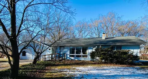 4074 E Goodwin St, De Motte, IN 46310 photo 1