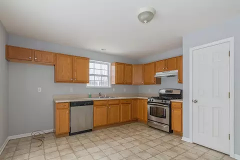 6939 Tompkins Ct, Griffith, IN 46319 photo 8