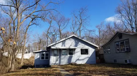 7518 Maple Ave, Gary, IN 46403 photo 4