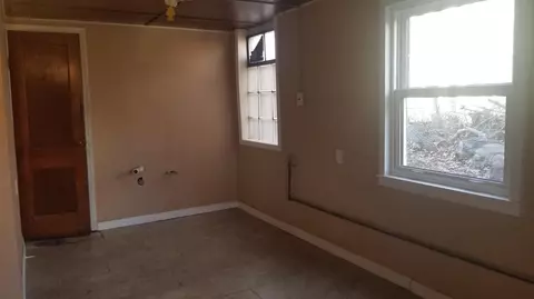 7518 Maple Ave, Gary, IN 46403 photo 31