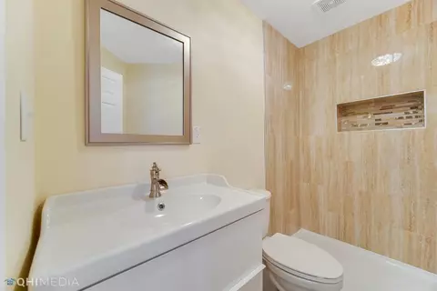1460 Admiral Dr, Porter, IN 46304 photo 13