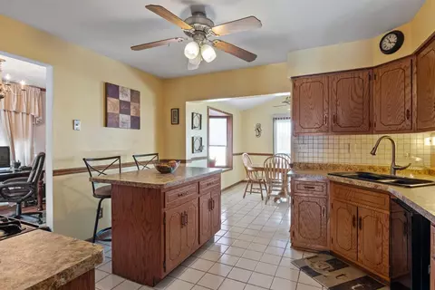 923 Old Beach Rd, Dyer, IN 46311 photo 8