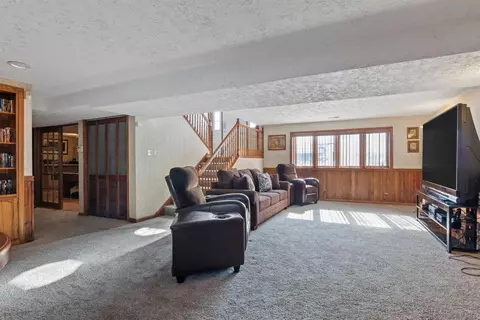 923 Old Beach Rd, Dyer, IN 46311 photo 18