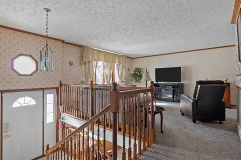923 Old Beach Rd, Dyer, IN 46311 photo 2
