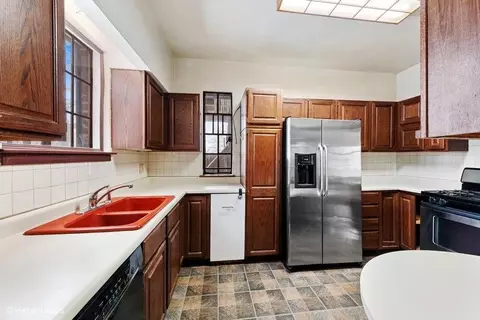 6524 Hemlock Ave, Gary, IN 46403 photo 5