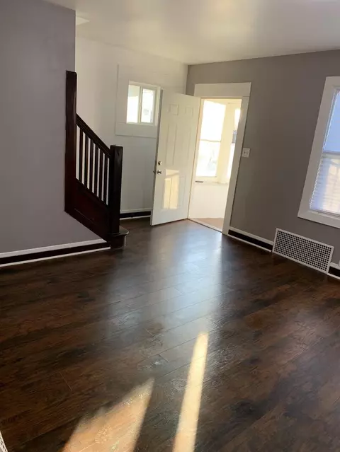 363 Mount St, Gary, IN 46406 photo 3
