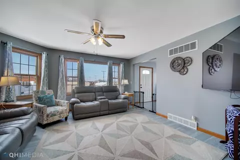 207 Main St, North Judson, IN 46366 photo 5