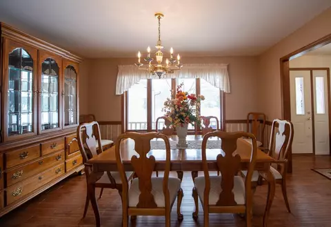 1852 Morningside Dr, Valparaiso, IN 46383 photo 10