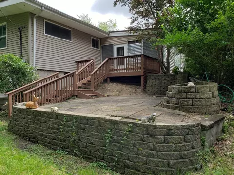 560 N Randolph Pl, Gary, IN 46403 photo 5