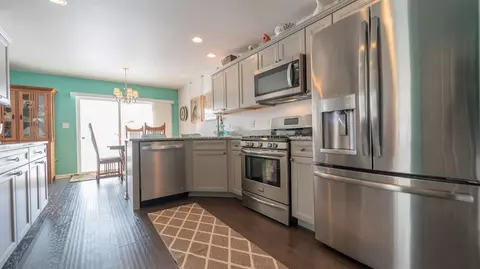 11101 Vermont Cir, Crown Point, IN 46307 photo 9