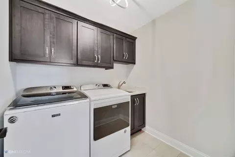 9761 Dunegrass Way, Saint John, IN 46373 photo 4