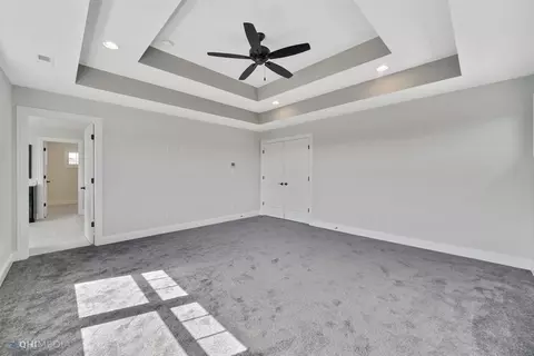 9761 Dunegrass Way, Saint John, IN 46373 photo 9