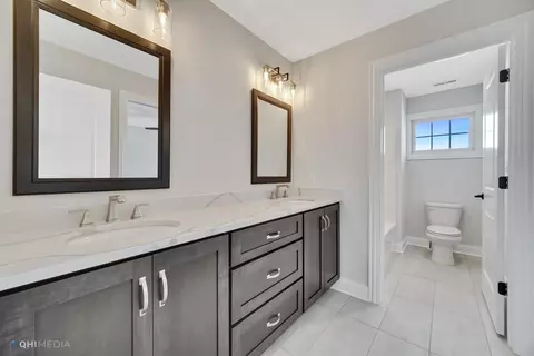 9761 Dunegrass Way, Saint John, IN 46373 photo 3
