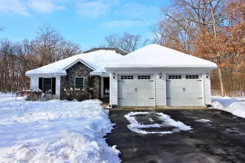 3594 Pointer Ln, Wheatfield, IN 46392 photo 1