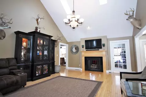 3594 Pointer Ln, Wheatfield, IN 46392 photo 5