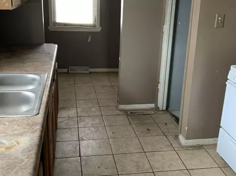 4260 Jackson St, Gary, IN 46408 photo 3