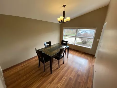 7009 Ash Pl, Gary, IN 46403 photo 8