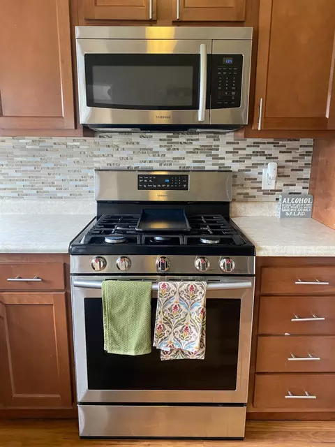 7009 Ash Pl, Gary, IN 46403 photo 5