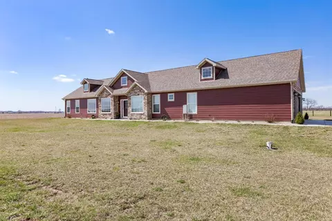 270 N 450, Valparaiso, IN 46383 photo 1