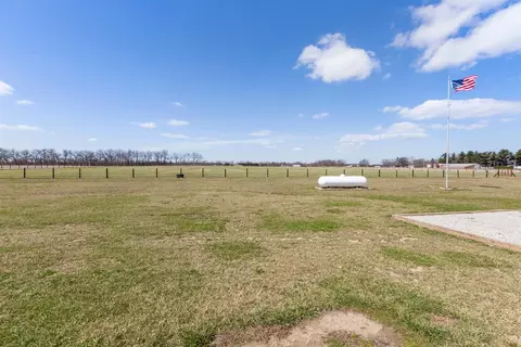 270 N 450, Valparaiso, IN 46383 photo 7