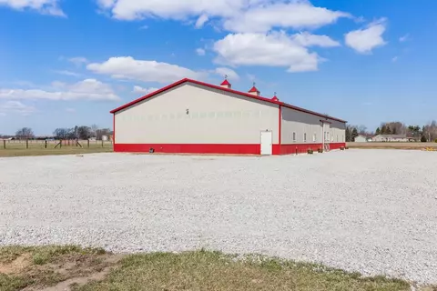 270 N 450, Valparaiso, IN 46383 photo 5