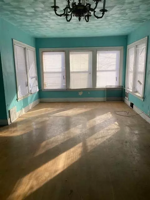 760 Johnson St, Gary, IN 46402 photo 4
