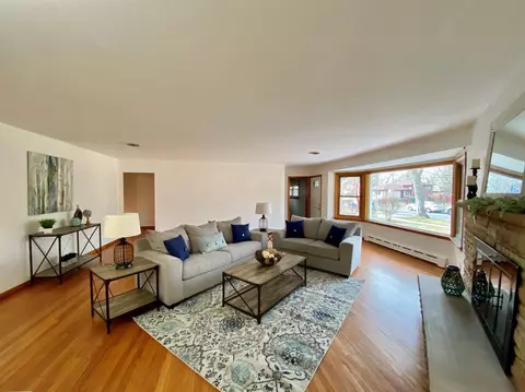 226 Belden Pl, Munster, IN 46321 photo 3