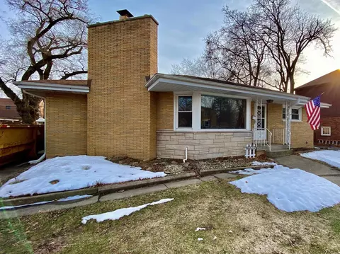 226 Belden Pl, Munster, IN 46321 photo 2