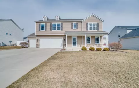 330 E 130th Ln, Crown Point, IN 46307 photo 1
