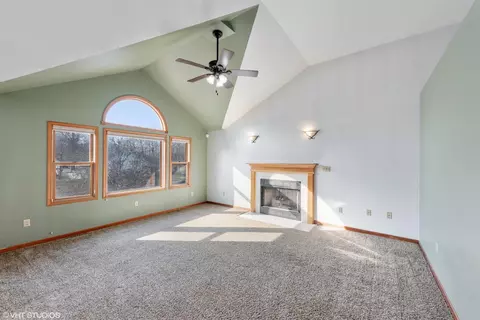 902 Commodore Ct, Porter, IN 46304 photo 2
