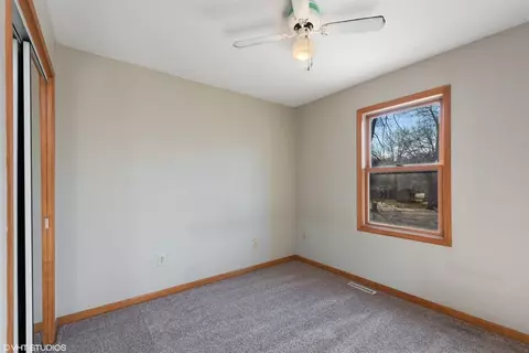 902 Commodore Ct, Porter, IN 46304 photo 9