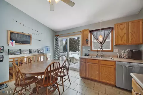 12421 Brookside Dr, Crown Point, IN 46307 photo 7
