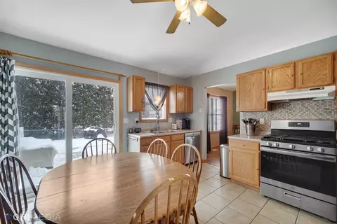 12421 Brookside Dr, Crown Point, IN 46307 photo 6