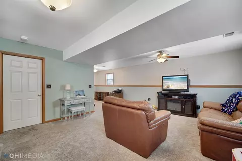 12421 Brookside Dr, Crown Point, IN 46307 photo 18