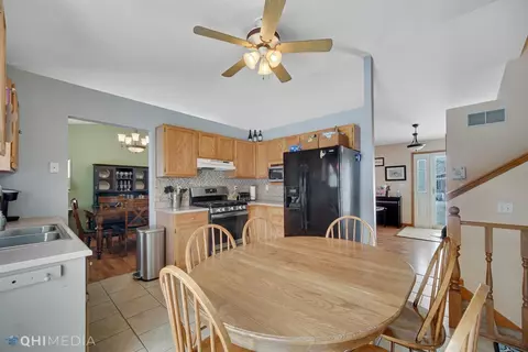 12421 Brookside Dr, Crown Point, IN 46307 photo 9