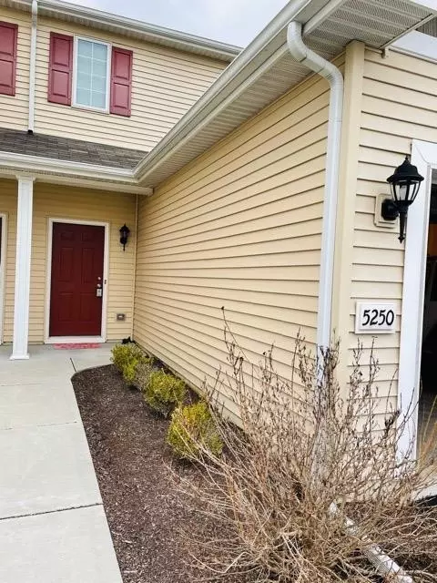 5250 Platinum Dr, Lowell, IN 46356 photo 1