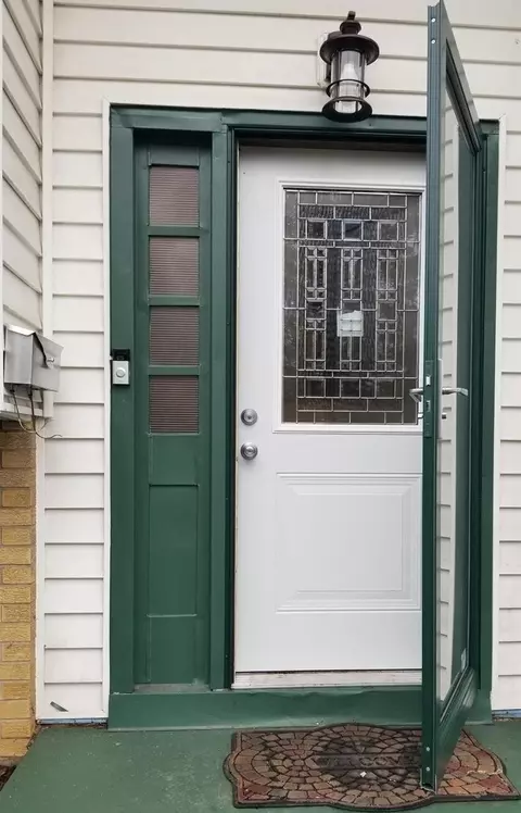 2725 Madison St, Gary, IN 46407 photo 4
