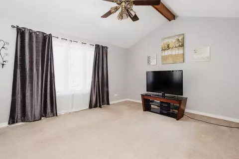 417 Cambridge Rd, Griffith, IN 46319 photo 4